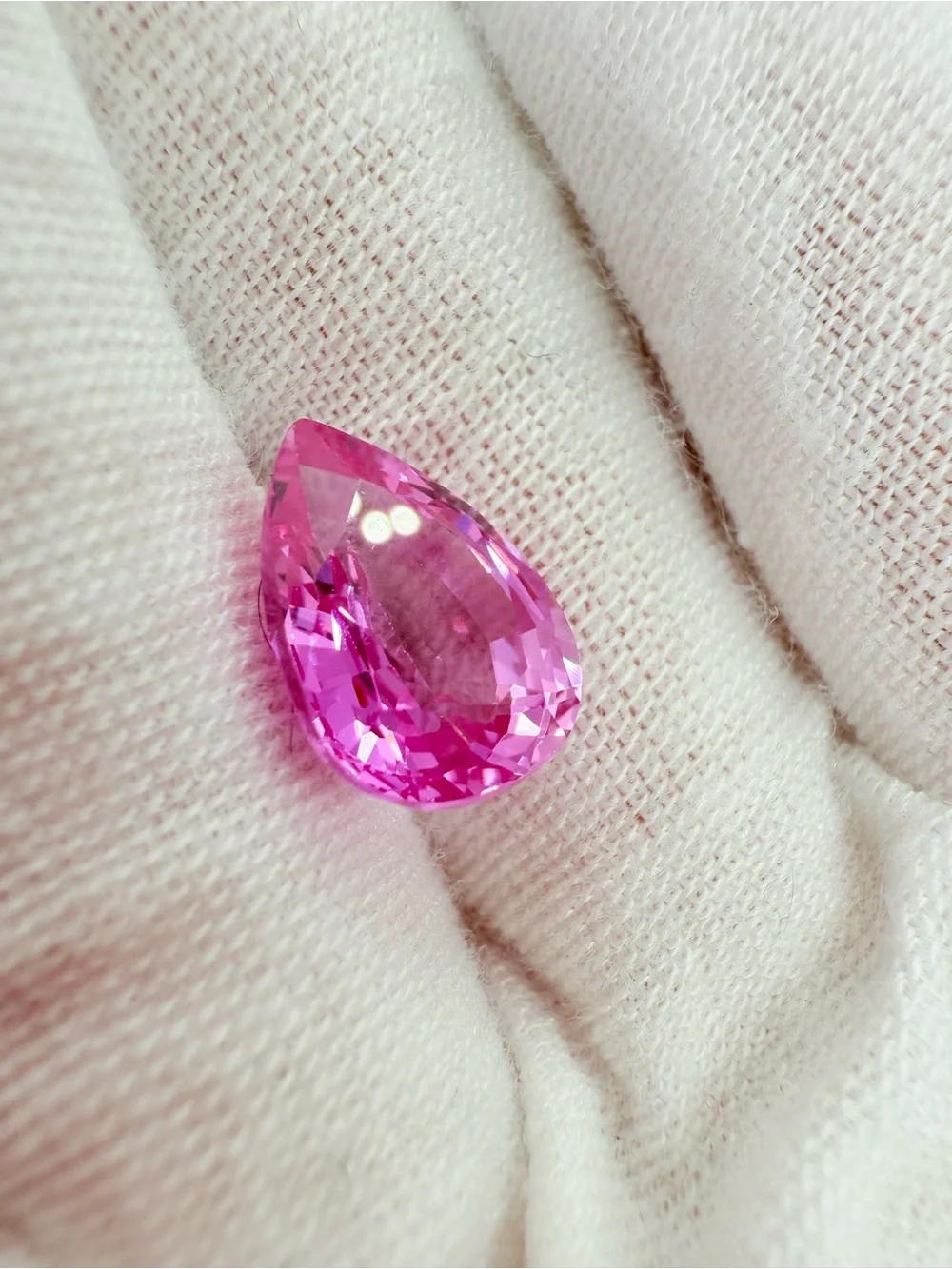 Pink Pear-Cut Gemstone for Women Jewelry